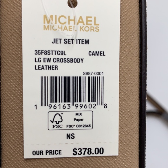 Michael Kors Jet Set Item Large East West Zip Crossbody Leather Camel 
NWT - Picture 4 of 16